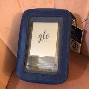 glo TECH Blue Cosmetic Bag & Case